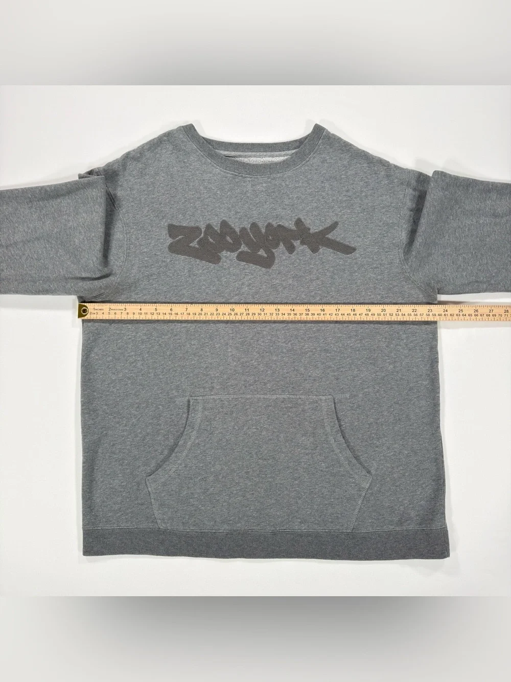 Zoo York Mens Sweatshirt XL Gray Crewneck Kangaroo Pocket Graffiti Logo Skate